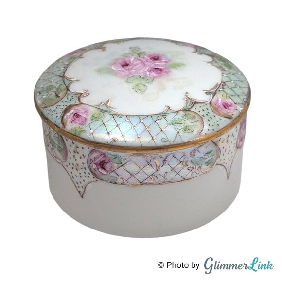 Vintage Hand Painted Porcelain Trinket Box - Roses & Gold Gilt Signed H. Bergner - Picture 1 of 11